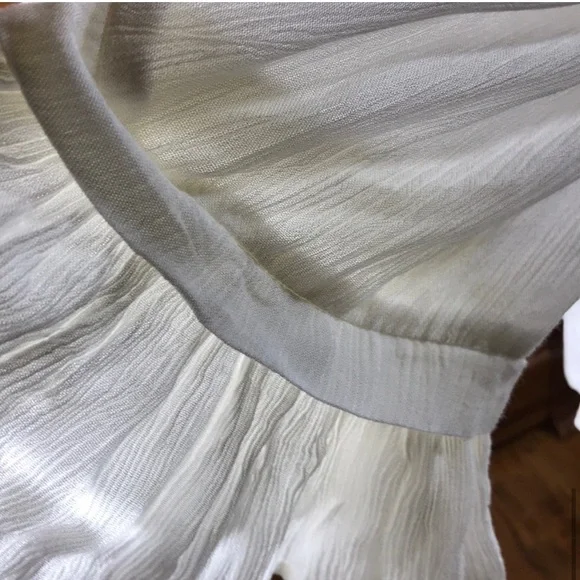 Jessica Simpson ivory cold shoulder top 1X - Picture 7 of 8